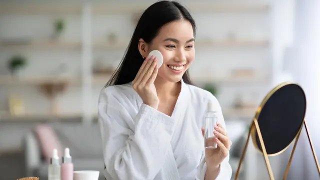 komedo hitam menumpuk