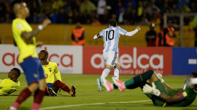 Messi Loloskan Argentina ke Piala Dunia Rusia