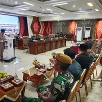 Rapat Paripurna Ke-8 Masa Persidangan I Tahun 2025 yang digelar di Auditorium 3 Dimensi, Jumat (28/11/2025).