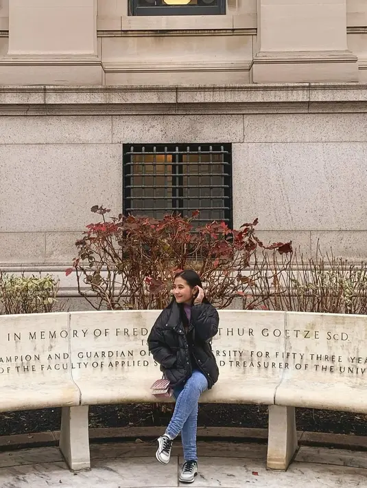 Prilly Latuconsina (Instagram/prillylatuconsina96)