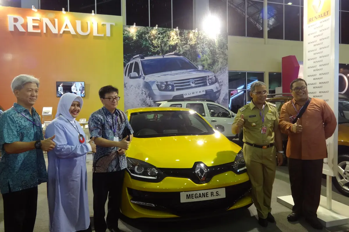 SUV 'Paling Irit' Jadi Andalan Renault di POMA 2014