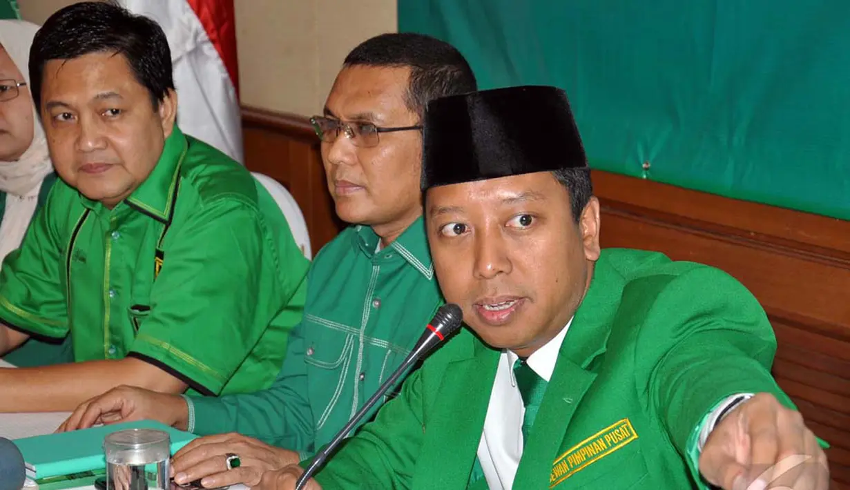 Sekjen PPP M. Romahurmuziy terpilih sebagai Ketua Umum PPP dalam Muktamar VIII PPP di Surabaya, Jawa Timur. (Liputan6.com/Miftahul Hayat) 