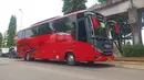 New Venom: Body kelas bus medium atau akrab disapa bus 3/4 dari tentrem ini memiliki desain kompak yang cocok untuk dijadikan armada bus dalam kota atau angkutan perusahaan. Kapasitas bangkunya bermacam-macam, mulai dari 28 hingga 34 seat. Fakta unik dari bus ini adalah sudah menembus pasa ekspor hingga ke Kenya. (Source: flickr.com)
