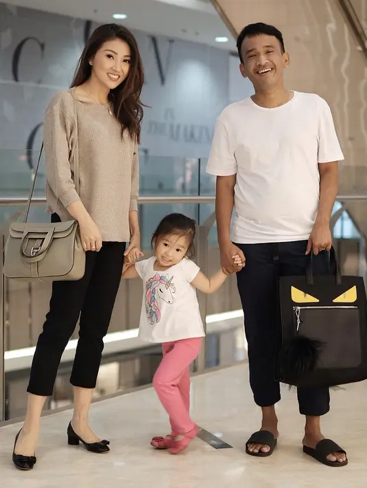 (Instagram/sarwendah29)