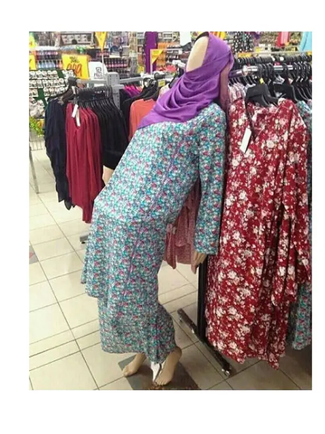Foto Kocak Maneken yang Bikin Ketawa Ngakak