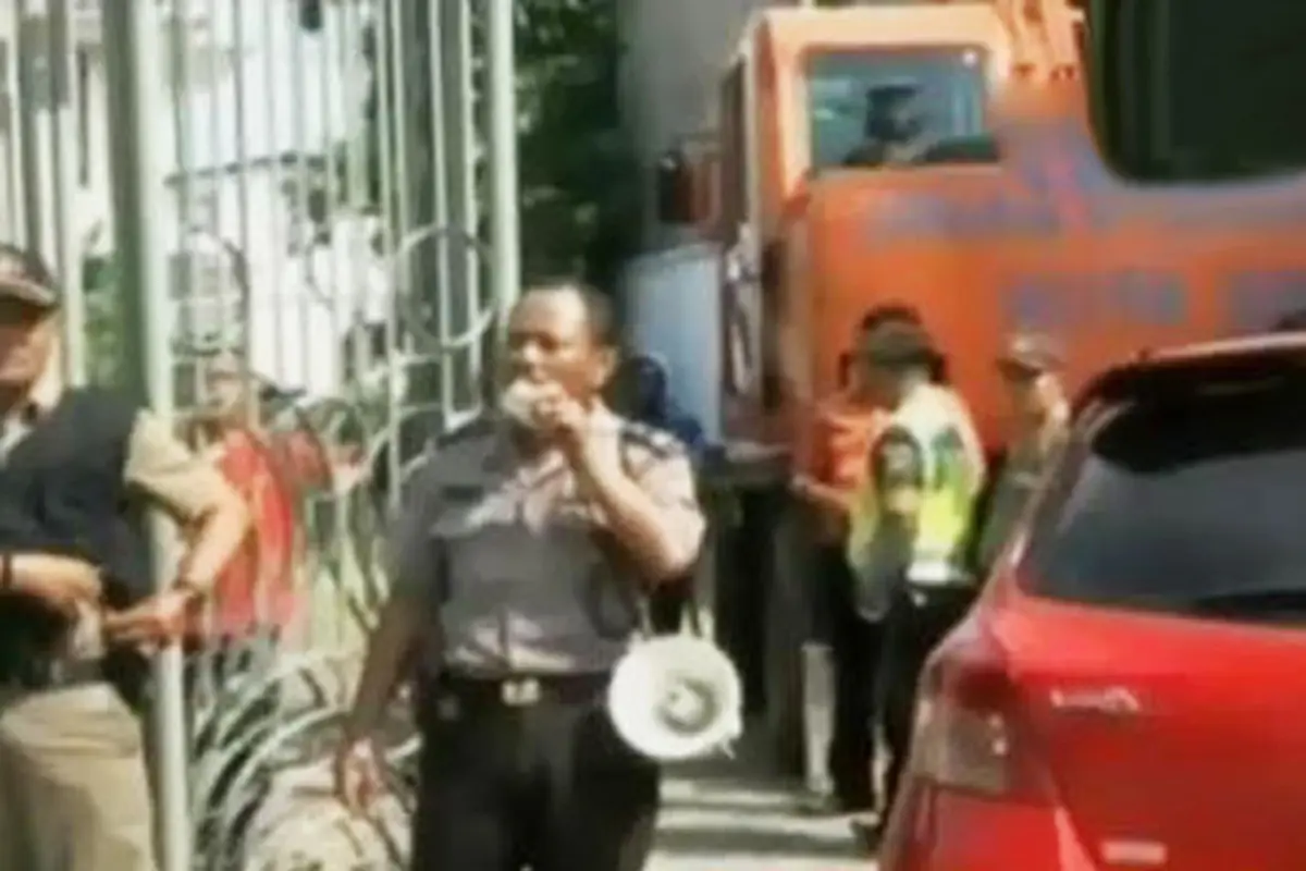Segmen 3: Polisi Ngamuk hingga Guru Cabuli Ratusan Anak