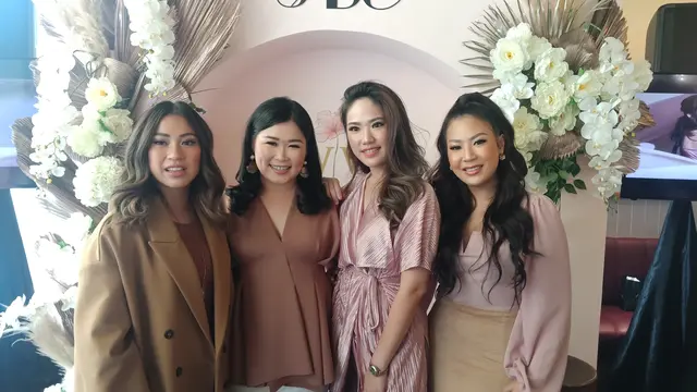 Tampil Cantik Lebih Mudah dengan Satu Palet Makeup