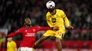 The Red Devils bangkit dan tampil agresif. (AP Photo/Dave Thompson)