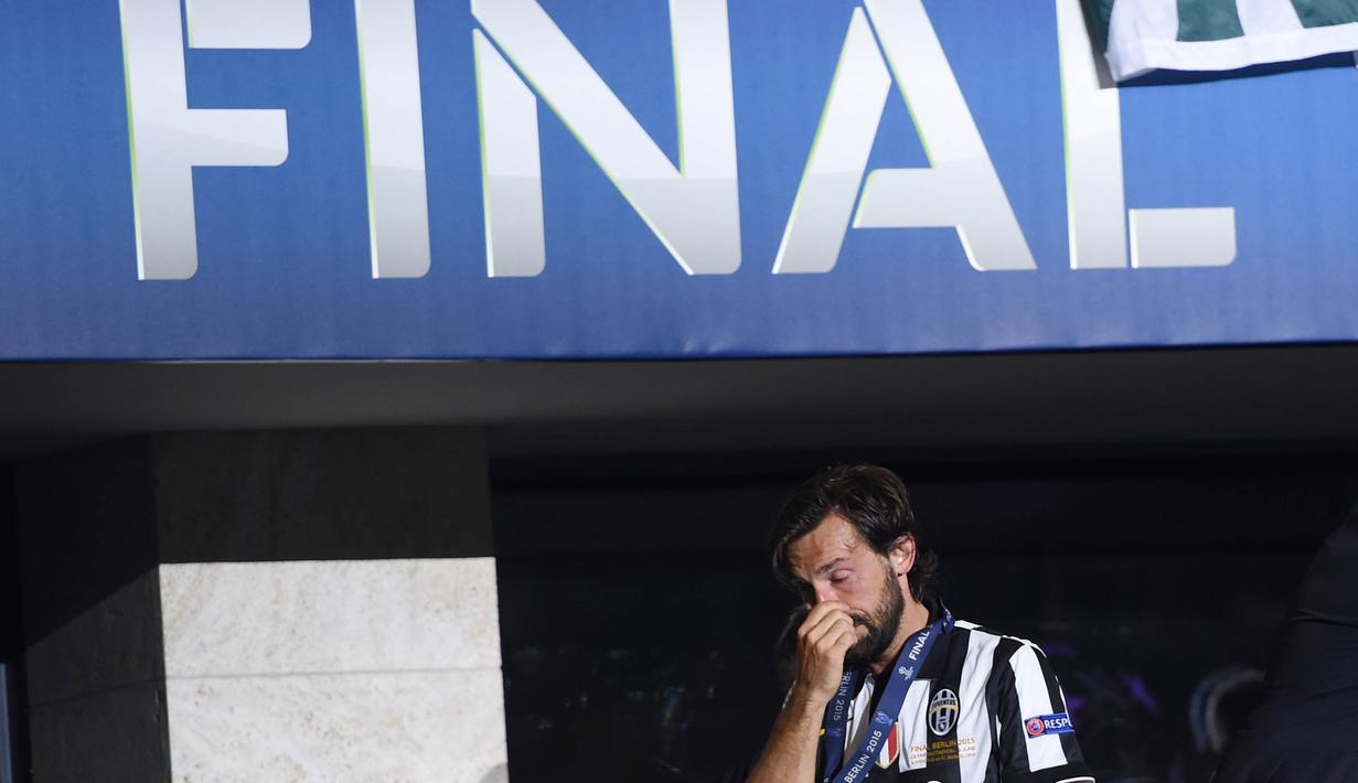 Gelandang andalan ini  juga sempat membela Juventus pada 2011 hingga 2015. Pirlo tampil sebanyak 164 kali dan sukses menyumbangkan 19 gol dan 38 assist di semua kompetisi yang dijalani. (AFP/Patrik Stollarz)