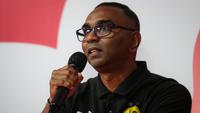 Managing Director Borussia Dortmund Asia Pacific, Dr. Suresh Letchmanan&nbsp;memberikan sambutan saat Bundesliga Common Ground yang berlangsung di RPTRA Bhinneka, Pesanggrahan, Jakarta Selatan, Sabtu (11/02/2023). (Bola.com/Bagaskara Lazuardi)