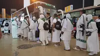 Kedatangan Jemaah Haji Kloter Terakhir di Bandara Internasional King Abdul Aziz, Jeddah, Sabtu (24/6/2023). (Liputan6.com/Nafiysul Qodar)