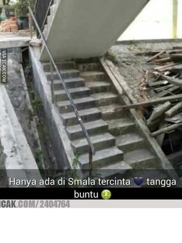 6 Bentuk Anak Tangga Tak Jelas Fungsinya Ini Bikin Geregetan