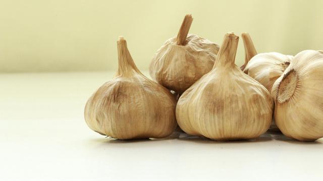 Kandungan black garlic