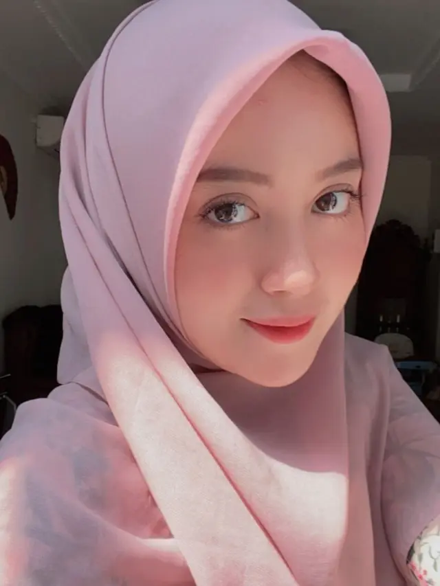 6 Potret Nabilah Ayu Eks JKT48 dalam Balutan Hijab, Bikin Pangling