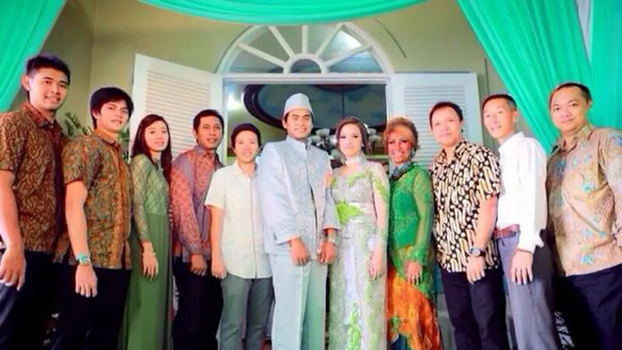 Tontowi Ahmad Nikah
