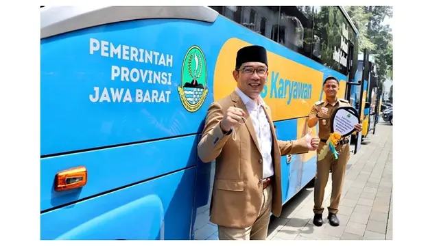 6 Potret Akrab Ridwan Kamil dan Hengky Kurniawan, Sama-Sama Disegani Warga Jabar
