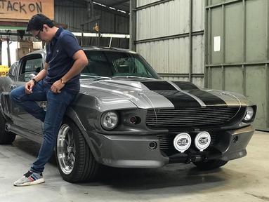 75 Gambar Mobil Mewah Dan Antik Gratis