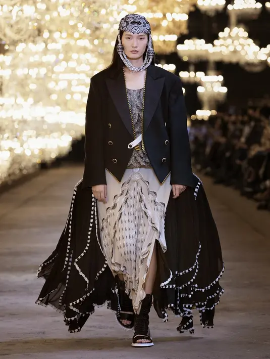 Perpaduan kreatif transformatif dari generasi ke generasi. Serta menciptakan aliran gaya yang dinamis. (dok/Louis Vuitton).