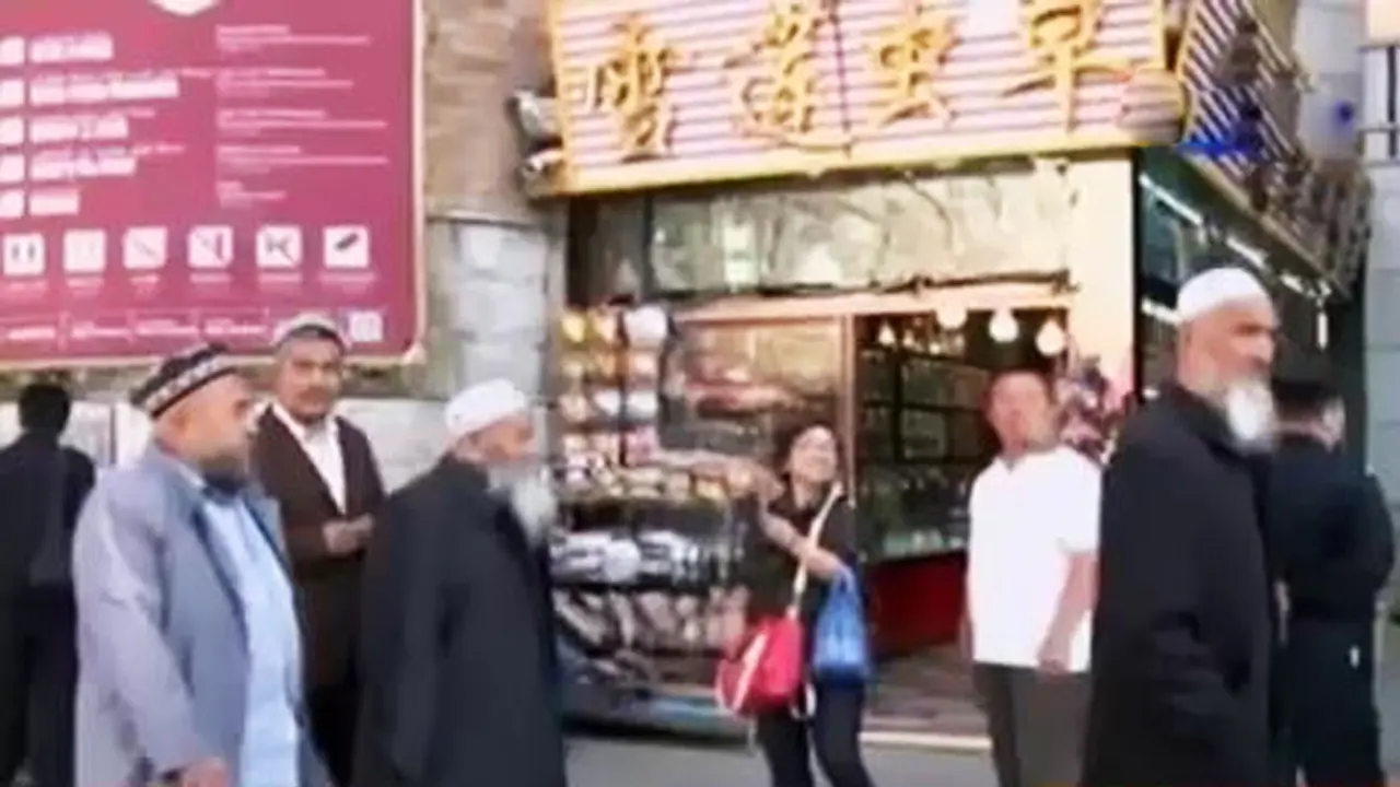 VIDEO: Kota Urumqi, Miniaturnya Islam di Negeri Tirai Bambu