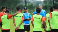 Joko Susilo Geber Latihan Arema