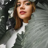 ilustrasi zodiak perempuan/Photo by Jennifer Marquez on Unsplash