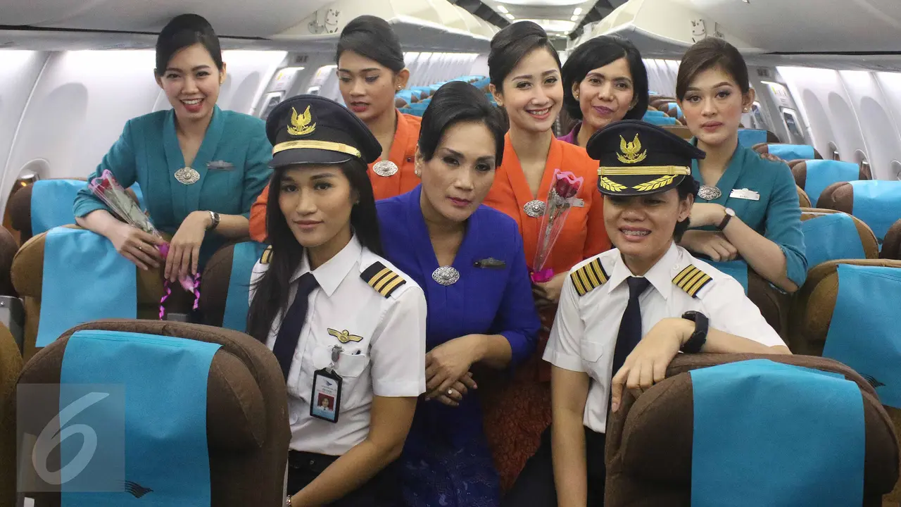 Gaya Kapten Pilot Wanita Pertama Garuda Indonesia di Hari Kartini