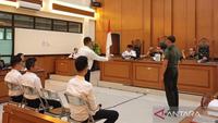 Sidang kasus penculikan dan pembunuhan terhadap seorang kepala cabang (kacab) bank BUMN. (Antara)