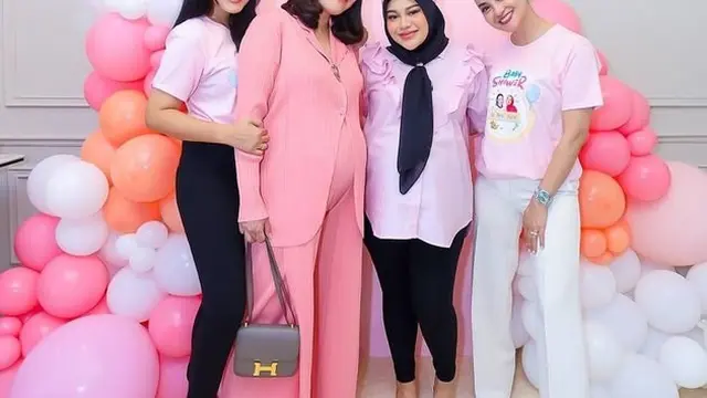 8 Momen Kejutan Baby Shower Aurel Hermansyah oleh Geng Cendol, Seru Banget