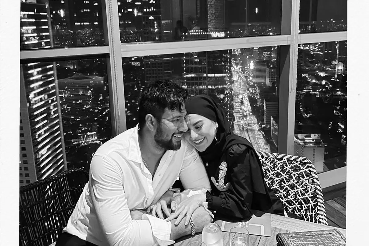 Ammar Zoni dan Irish Bella