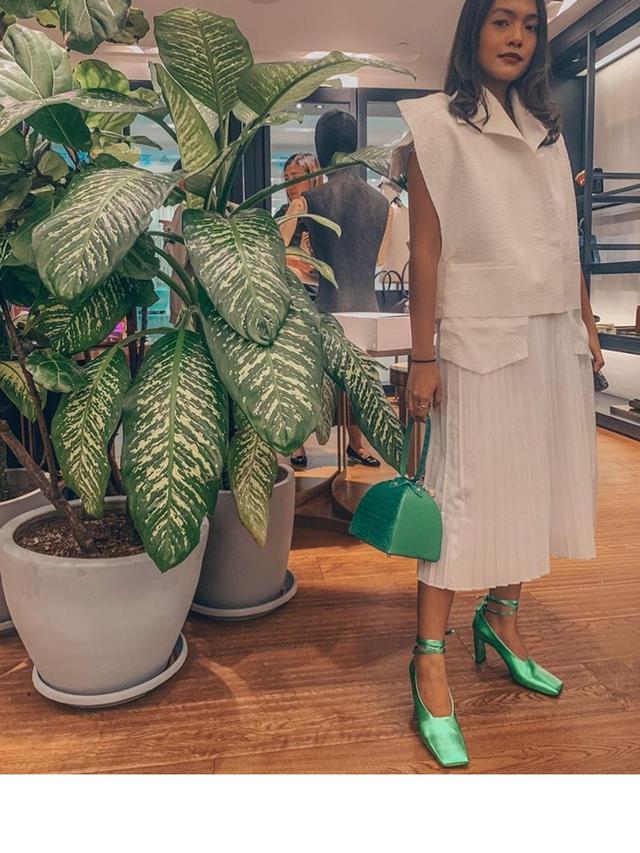 7 Gaya Rania Putrisari, Pemeran Serial NKCTHI yang Cantik dan Memesona