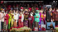 Sejumlah warga memakai baju adat saat menghadiri rangkaian upacara HUT ke-77 RI di Istana Merdeka, Jakarta Pusat, Rabu 17 Agustus 2022. (Youtube: Sekretariat Presiden)