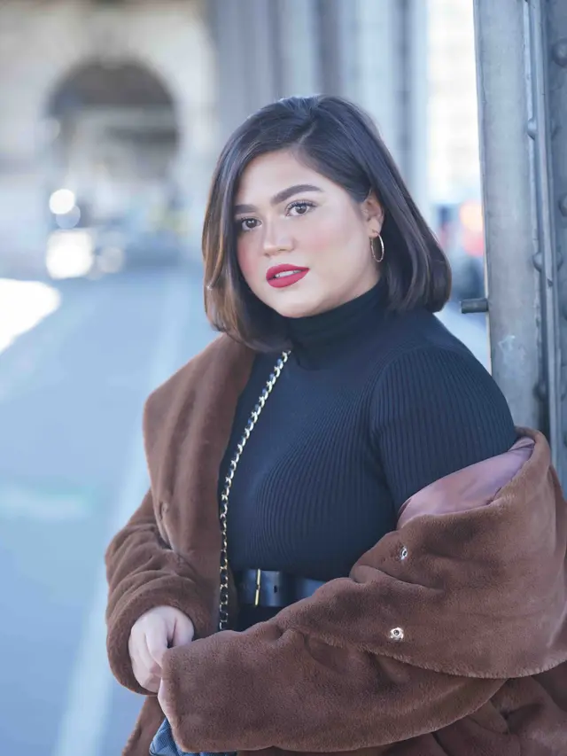 Rahasia makeup bergaya Parisian look ala Tasya Farasya dan Sarah Ayu