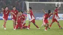 Pemain Timnas Indonesia saat merayakan kemenangan atas Thailand di babak Semifinal Piala AFF U-23 2025 di Stadion Utama Gelora Bung Karno (SUGBK) Jakarta, Jumat (25/7/2025). (Liputan6.com/Helmi Fithriansyah)