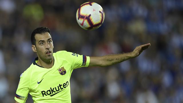 Sergio Busquets Tak Masalah Bersaing Dengan Frenkie De Jong Di Barcelona Bola Liputan6 Com