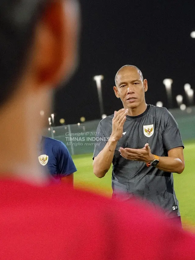 Nova Arianto - Timnas Indonesia U-17 di Piala Asia U-27 2025.