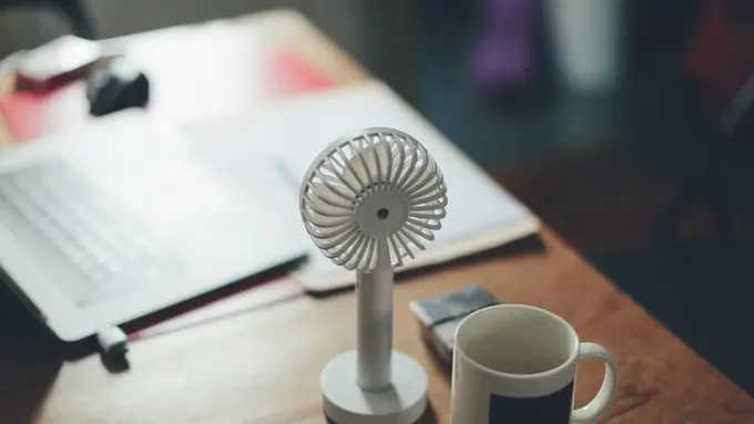 Ilustrasi Gaya Hidup Hemat Energi (Foto: Unsplash)