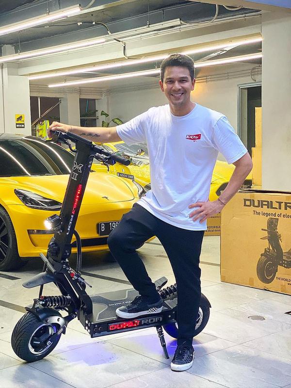 Pemain Sinetron ABG (sumber: Instagram/ijonkfrizzy)