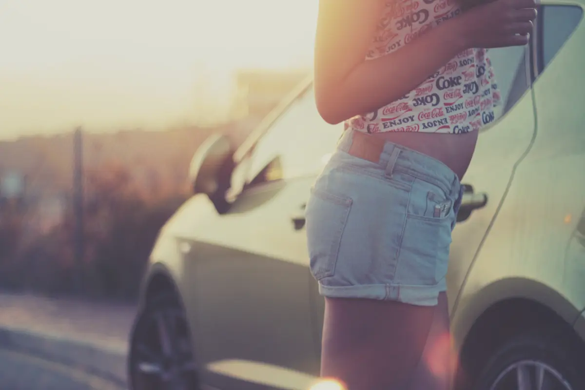 Tanda Kamu Cuma Mau Flirting Tapi Nggak Mau Jadian Sama Gebetan