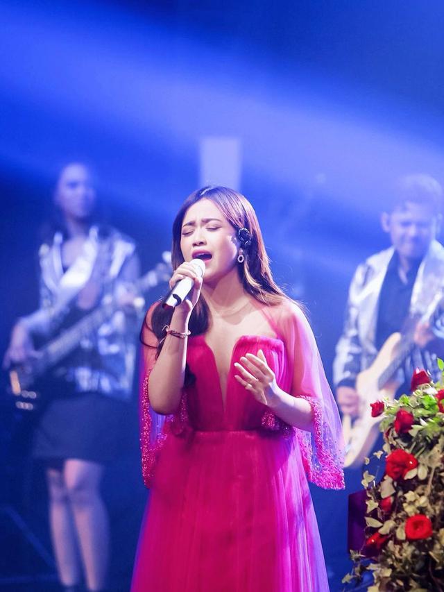 Brisia Jodie pakai baju pink (Foto: Instagram brisiajodie96)