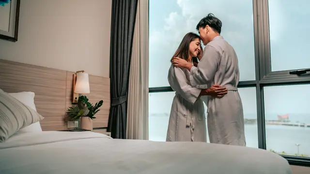 Bermalam Rasa Honeymoon di Resort Bintang Lima