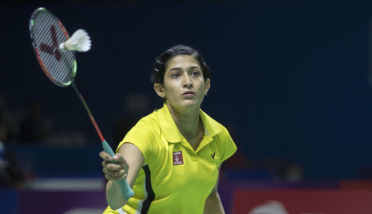 Pesona Ashwini Ponnappa pebulutangkis India saat tampil pada Indonesia Open 2019 di Istora Senayan, Jakarta, Rabu (17/7/2019). (Bola.com/Peksi Cahyo)