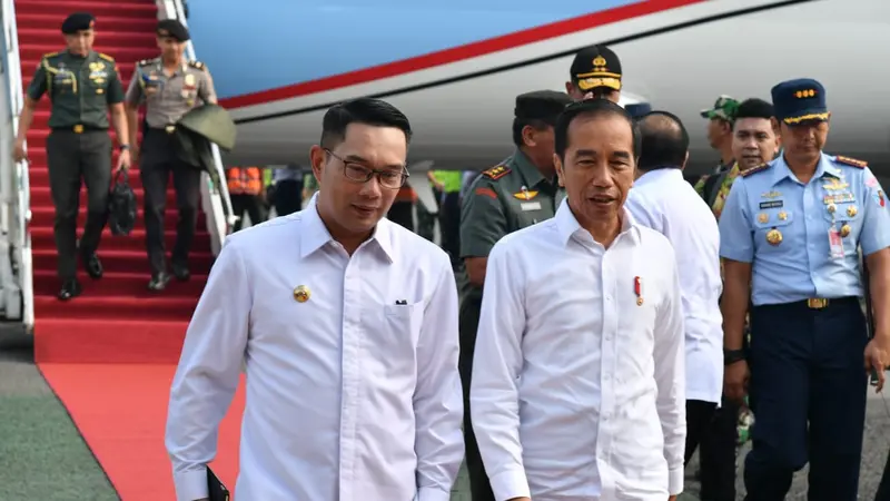 Presiden Jokowi akan resmikan terowongan Nanjung Bandung hari ini.
