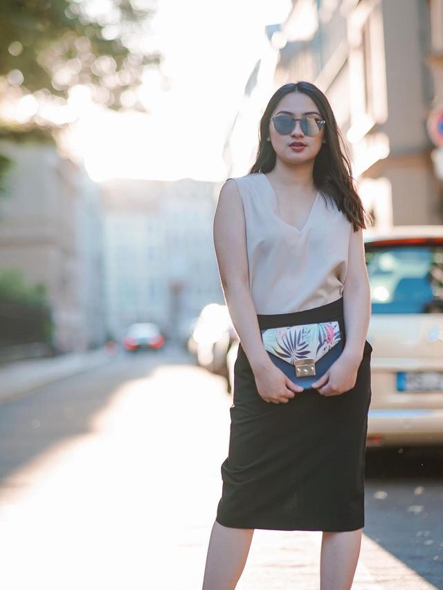 7 Gaya Kasual Memes Prameswari, Wanita yang Dikabarkan Dekat Dengan Billy Syahputra