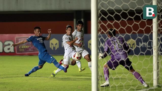 Persib Bandung vs PS Sleman