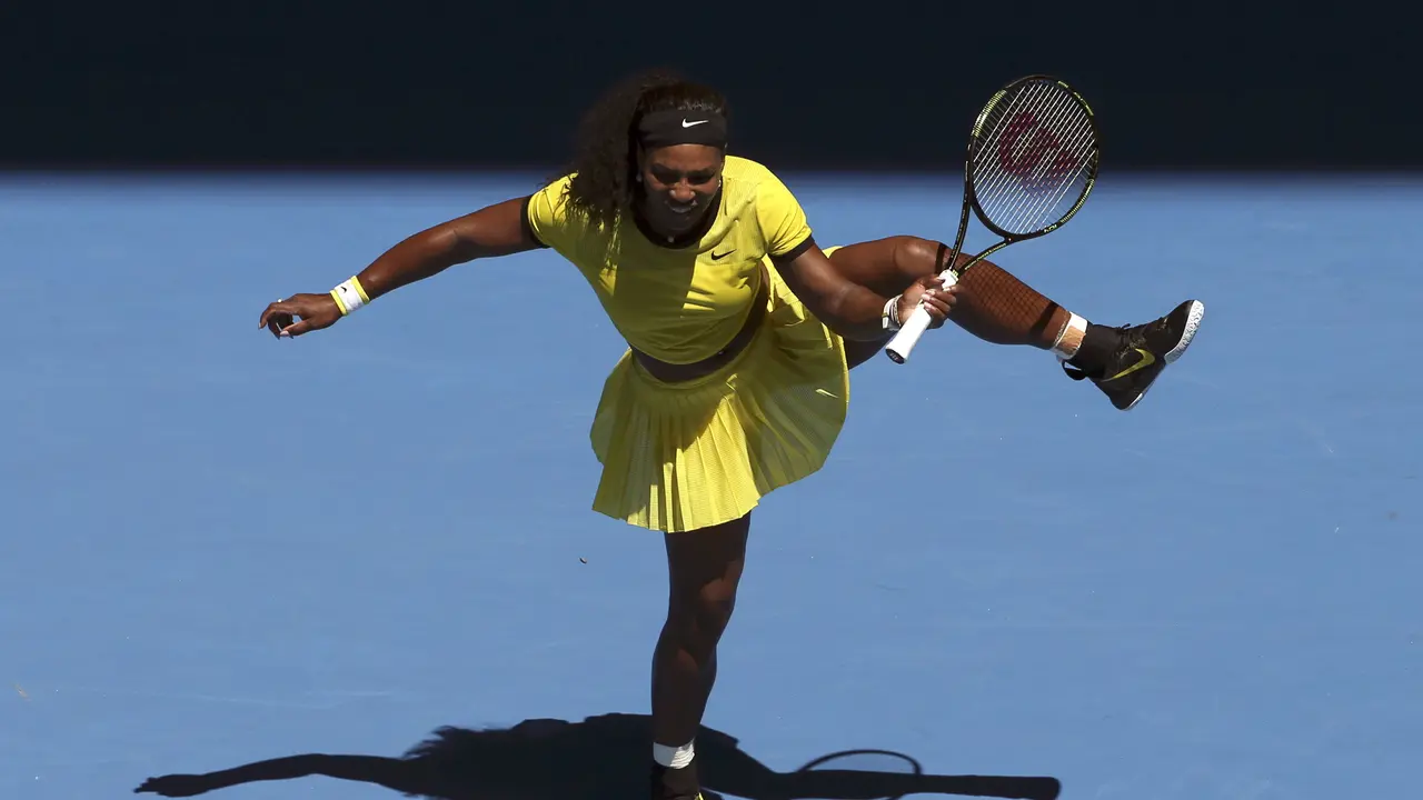 Serena Williams melewati hadangan pertama di Australia Open 2016