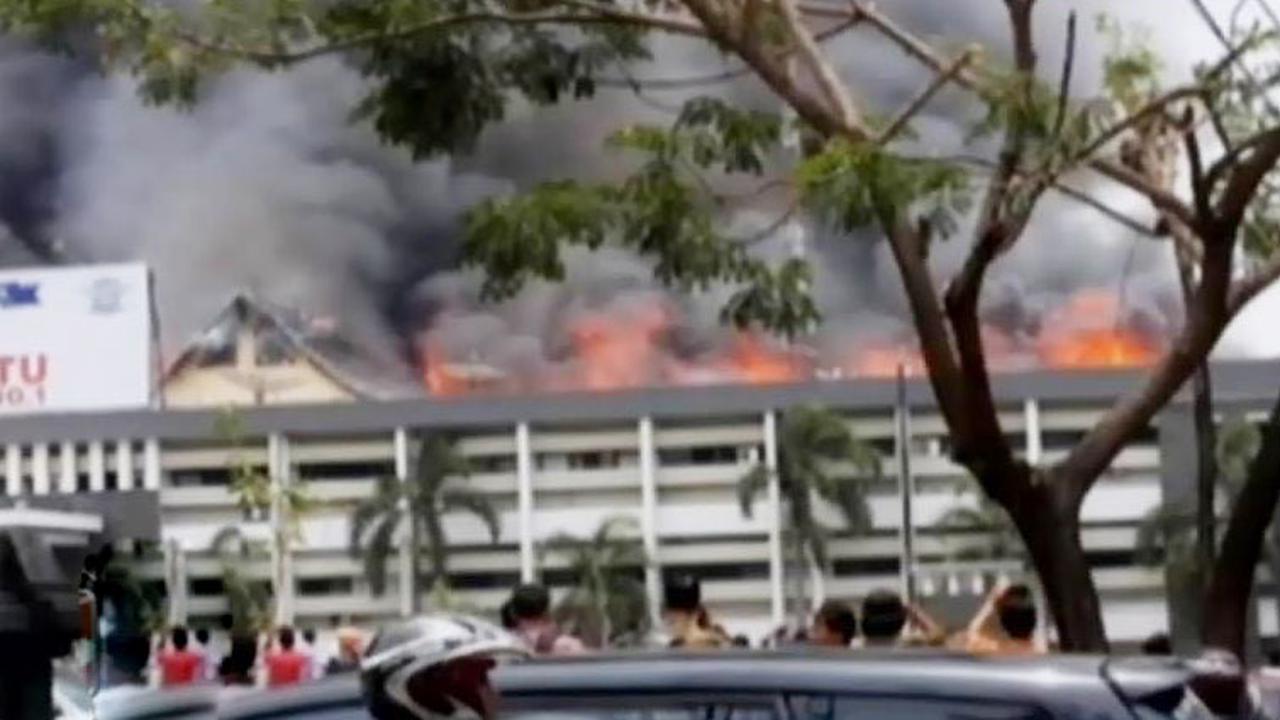 Kebakaran Mapolda Jateng