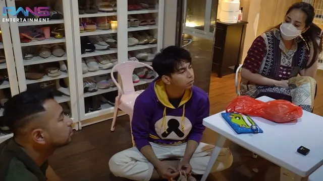 6 Momen Raffi Ahmad Bertemu Dimas Ramadhan 'Kembarannya' yang Viral