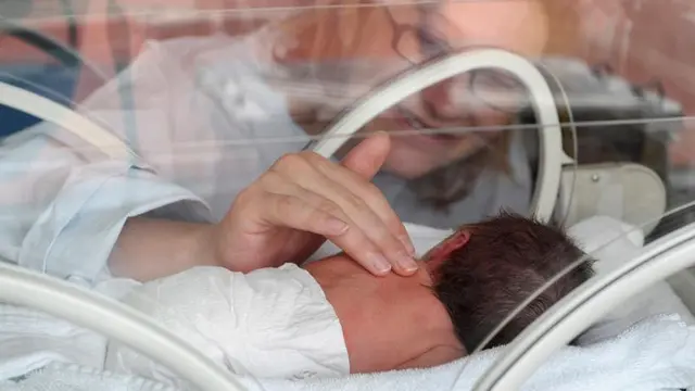 Penuh Keajaiban, Bayi Prematur 21 Minggu Selamat Berkat Cinta Ibu