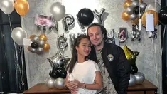 Dalam akun Instagram pribadinya, Naomi Zaskia terlihat memberikan kejutan spesial untuk Dylan Carr. Dirinya pun merayakan ulang tahun sang kekasih beberapa waktu lalu. (Liputan6.com/IG/@naonomnom)