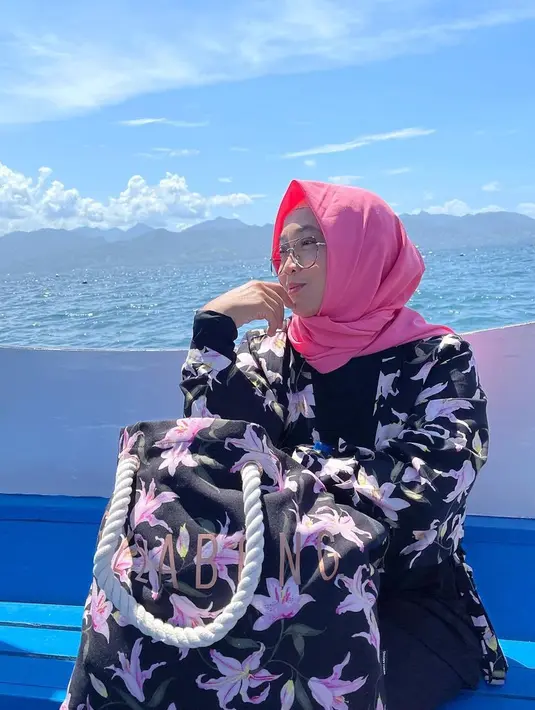 (Instagram/rinagunawan74)